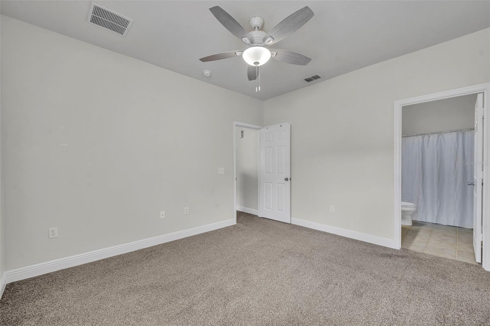 200 SOUTHERN PECAN CIRCLE #206, WINTER GARDEN, FL, 34787