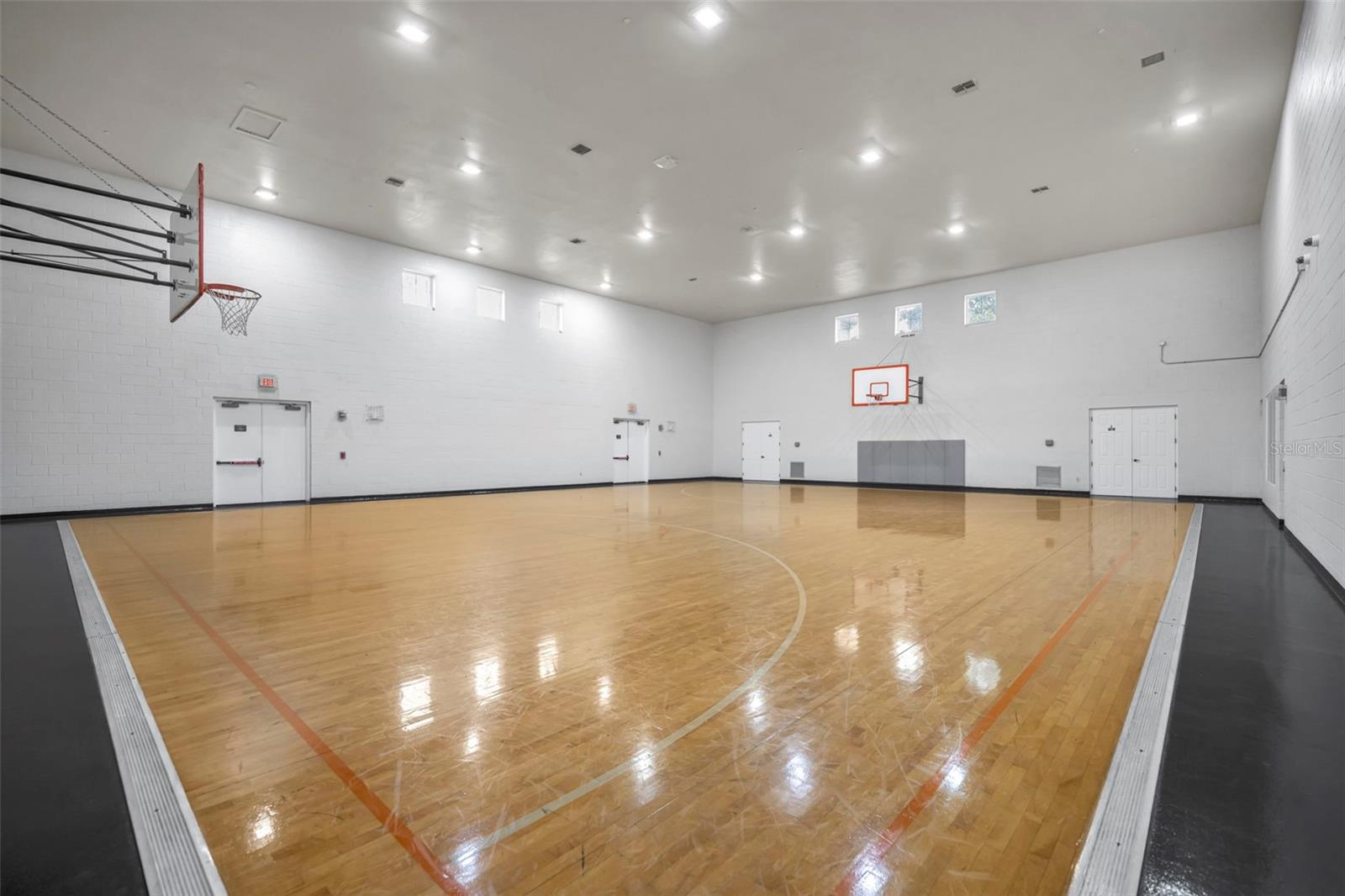 200 SOUTHERN PECAN CIRCLE #206, WINTER GARDEN, FL, 34787