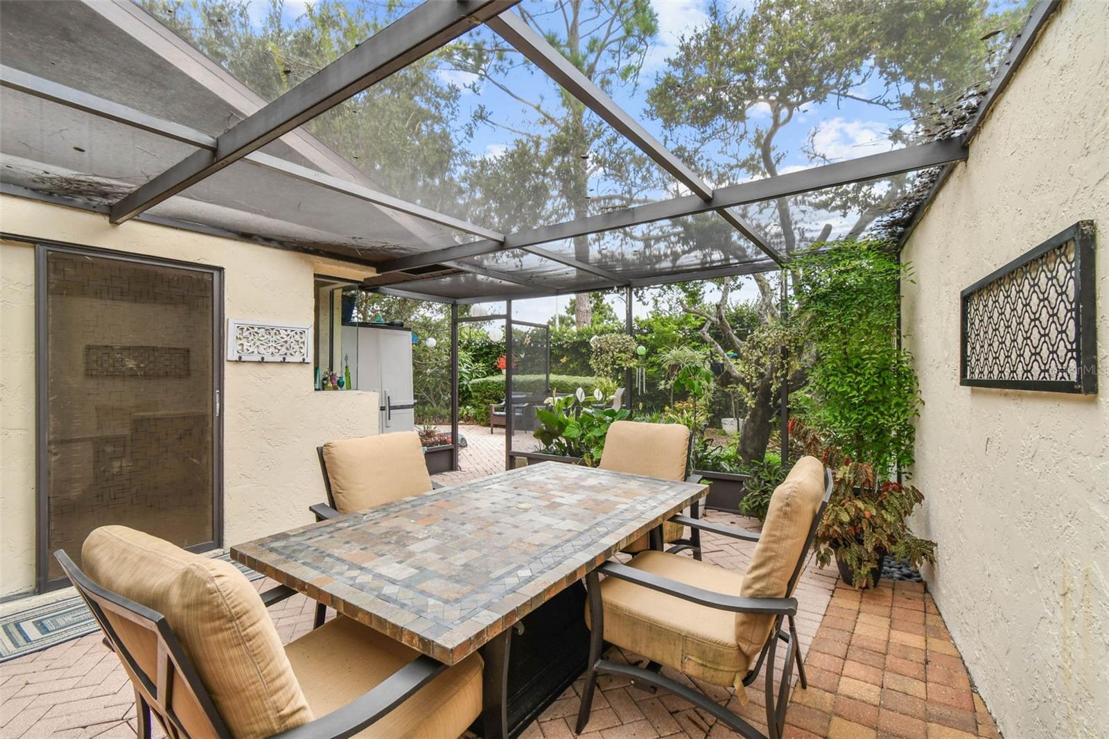 5004 PALOMA DR, TAMPA, FL, 33624