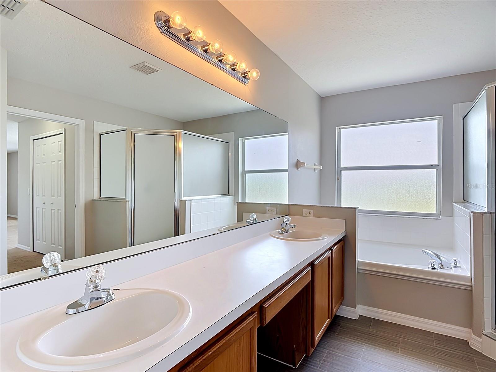 1118 LIBERTY HALL DR, KISSIMMEE, FL, 34746