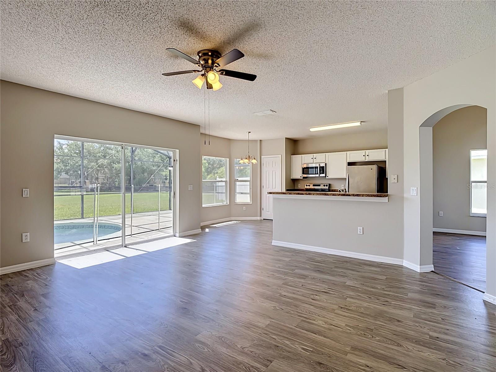 1118 LIBERTY HALL DR, KISSIMMEE, FL, 34746