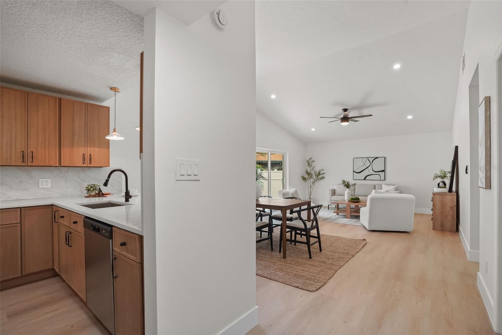 207 DOSTER DR, CASSELBERRY, FL, 32707