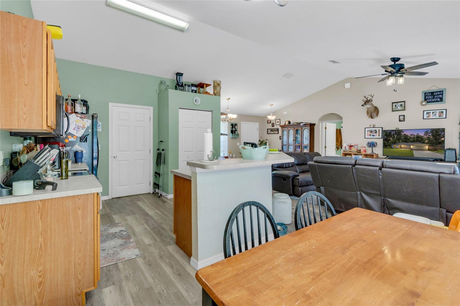 9 SEQUOIA LOOP LN, OCKLAWAHA, FL, 32179
