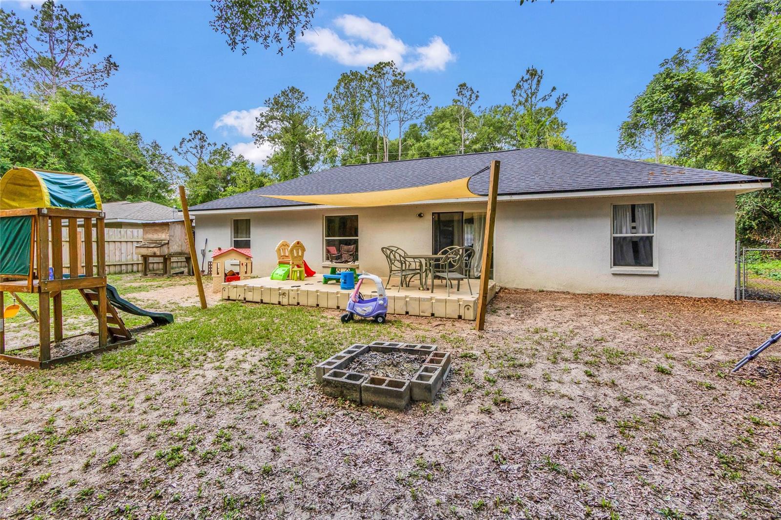 9 SEQUOIA LOOP LN, OCKLAWAHA, FL, 32179