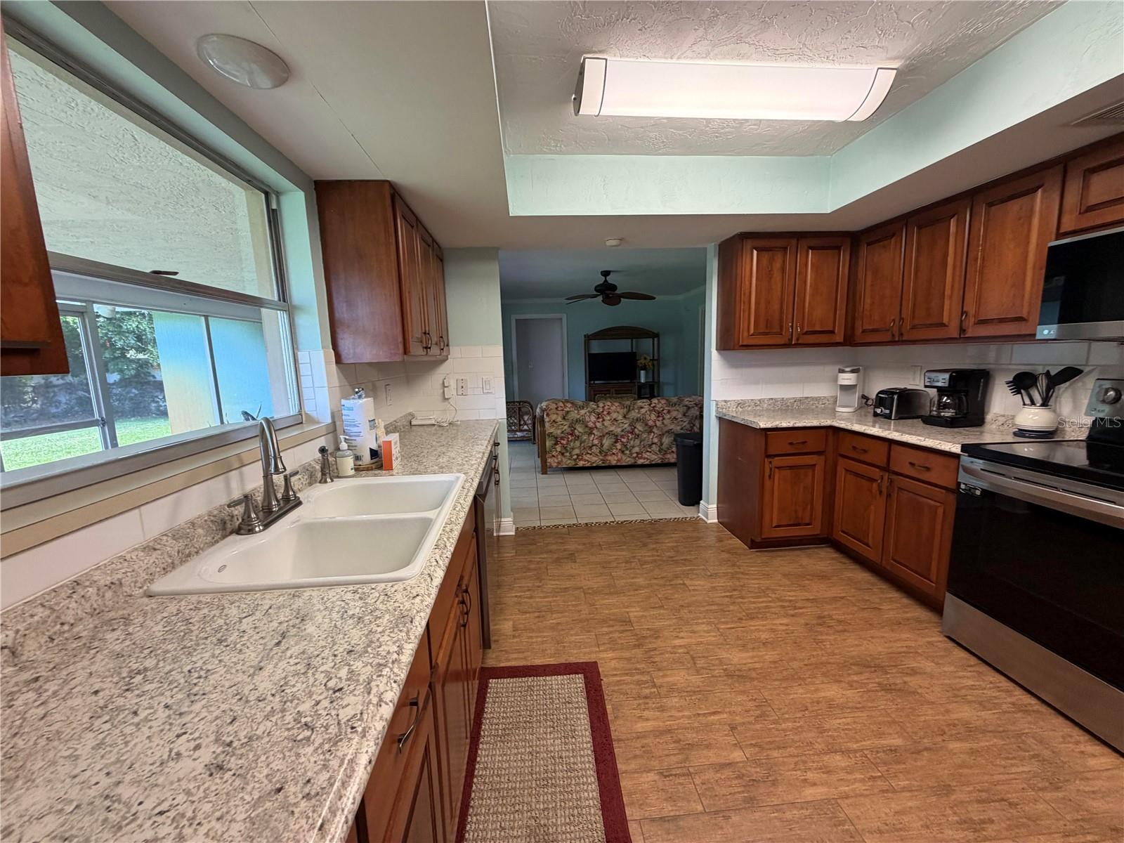 7402 13TH AVE W, BRADENTON, FL, 34209