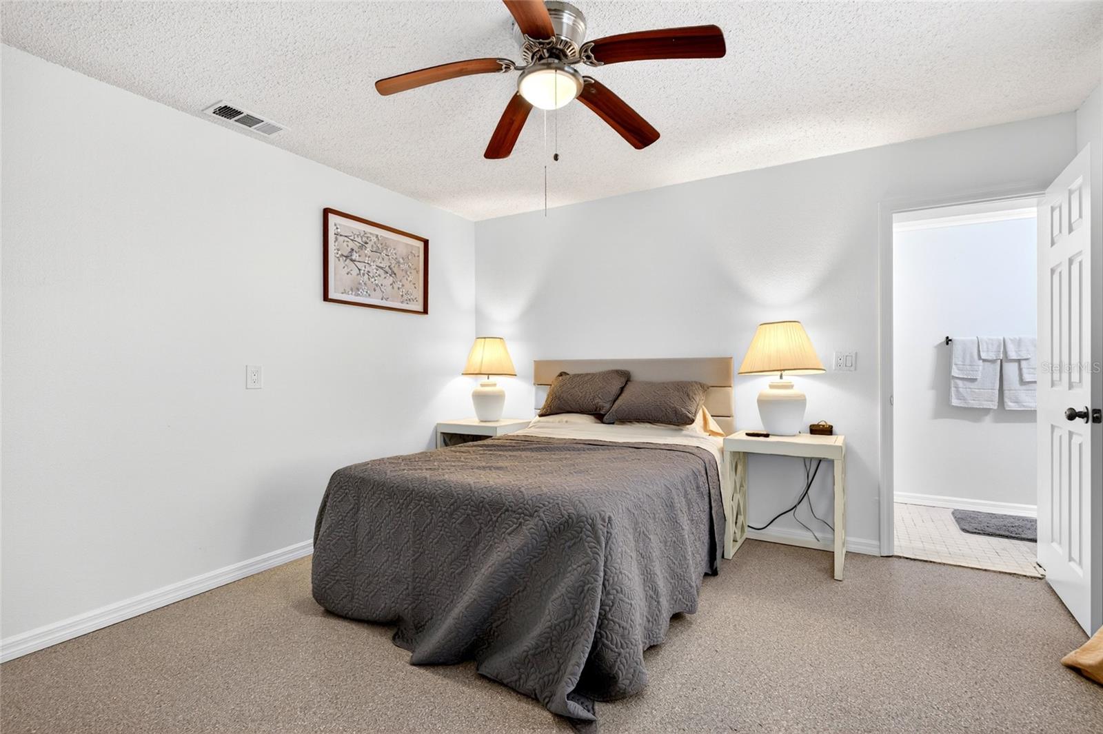 16206 SEA PINES DR, HUDSON, FL, 34667