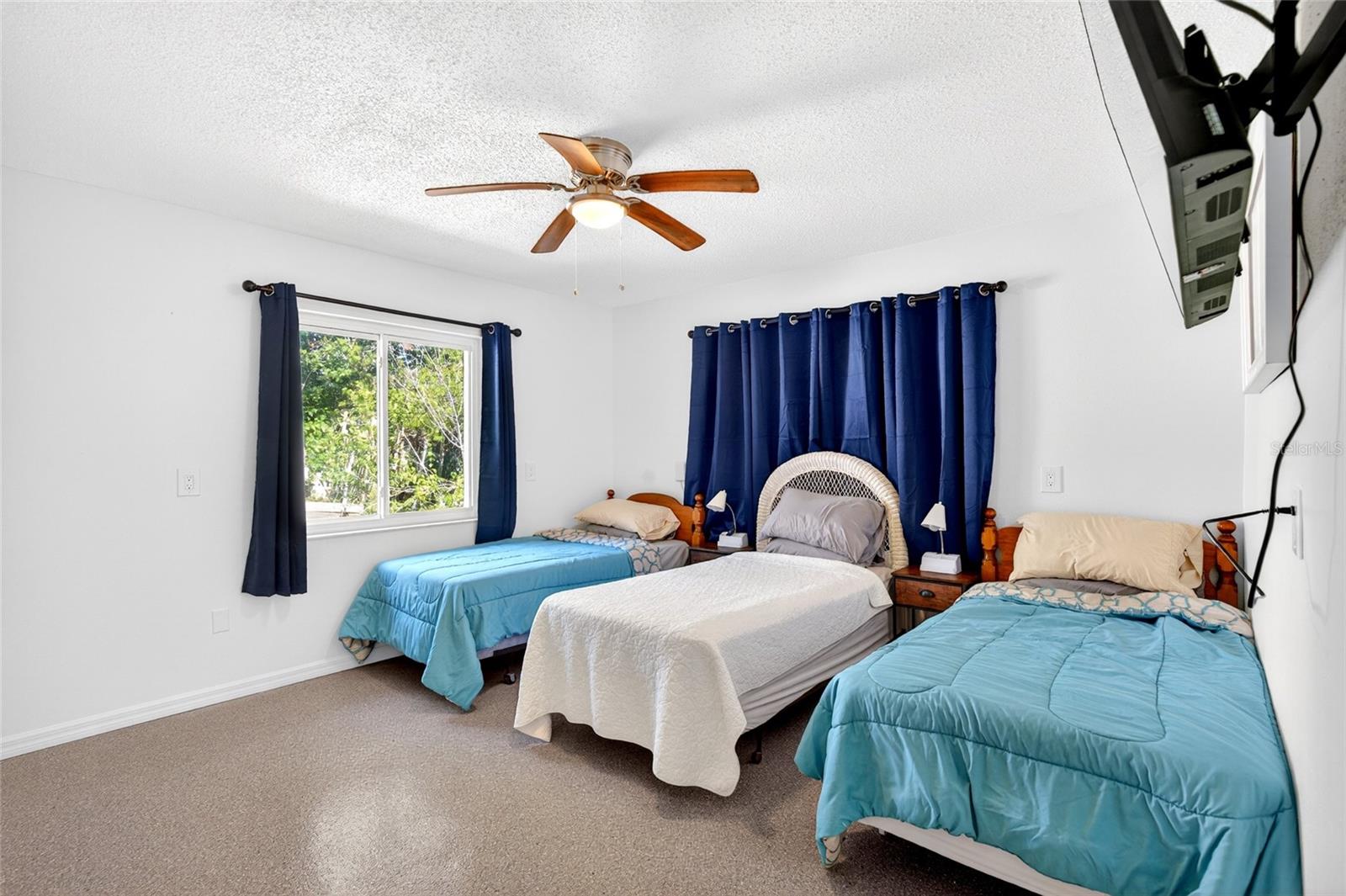 16206 SEA PINES DR, HUDSON, FL, 34667