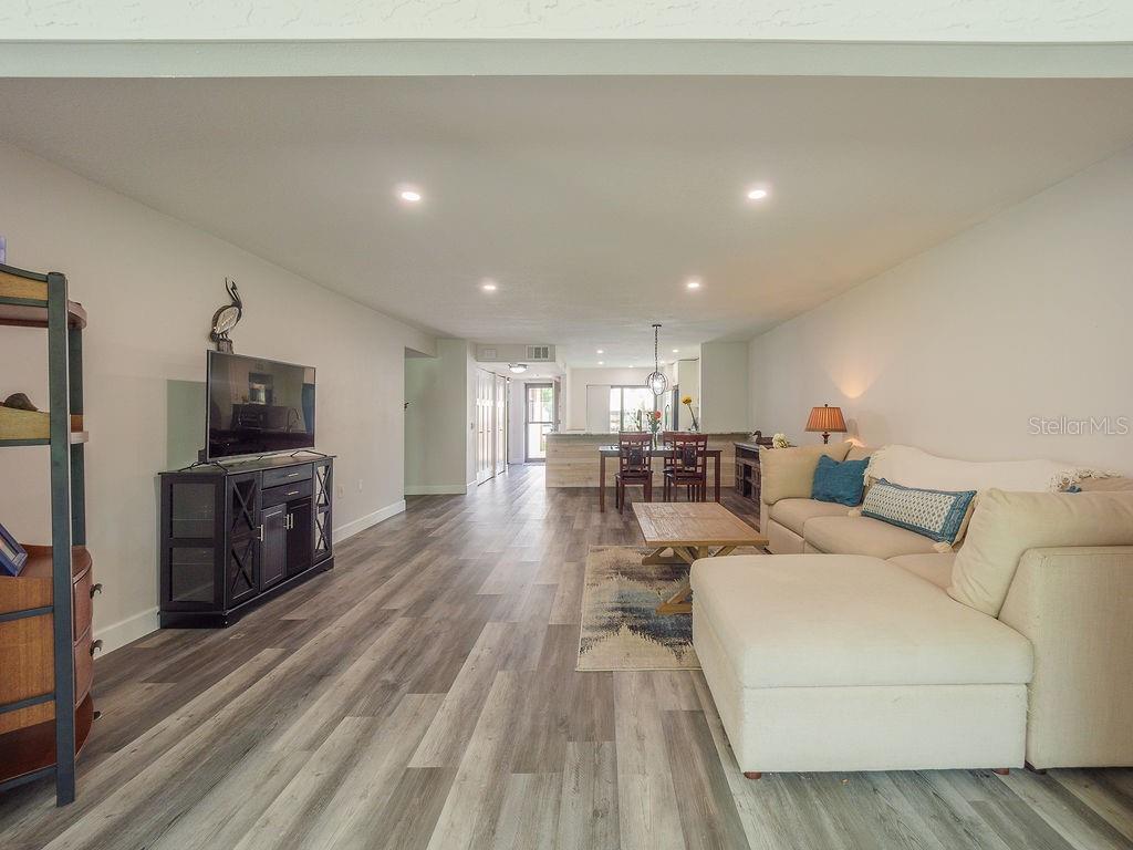 193 PINENEEDLE DR, BRADENTON, FL, 34210