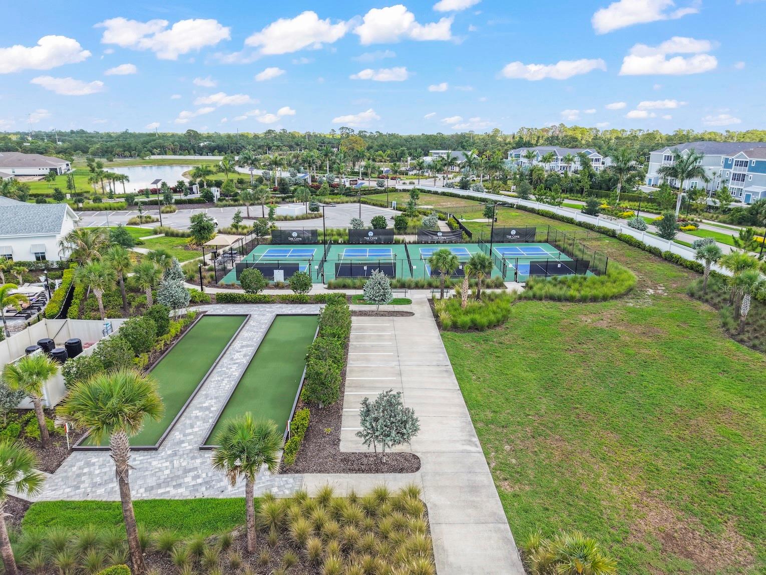 1422 POWELL VALLEY DR, PORT CHARLOTTE, FL, 33953