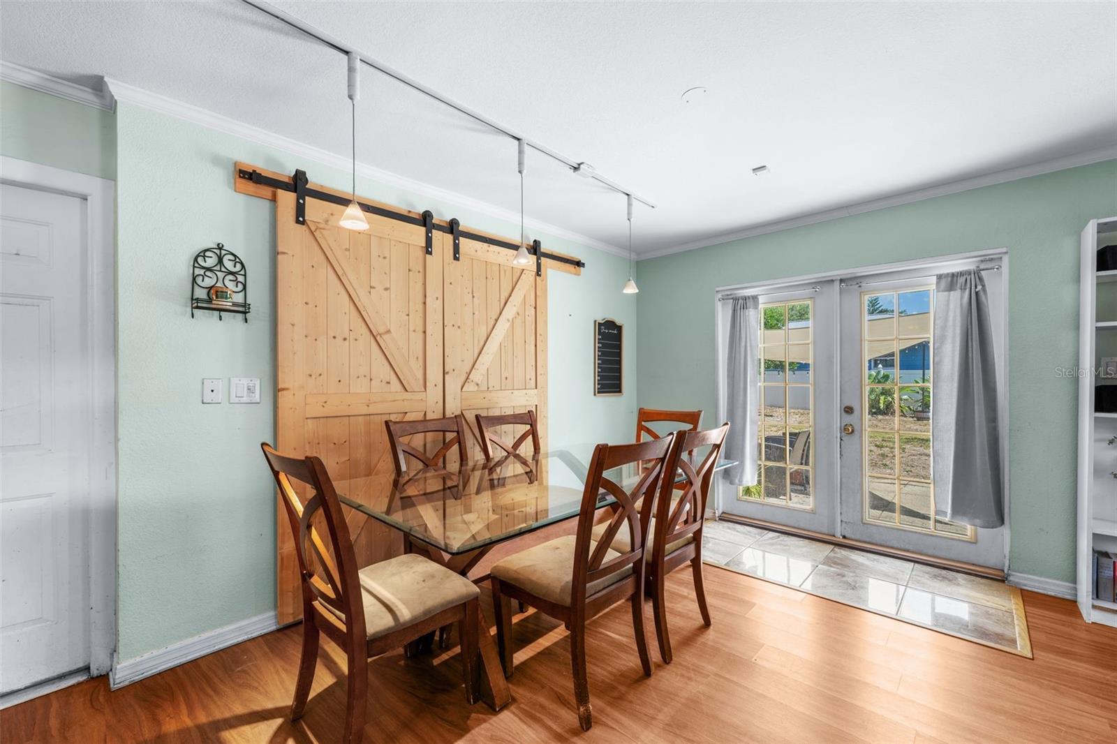 6737 LAUREL ST N, ST PETERSBURG, FL, 33702