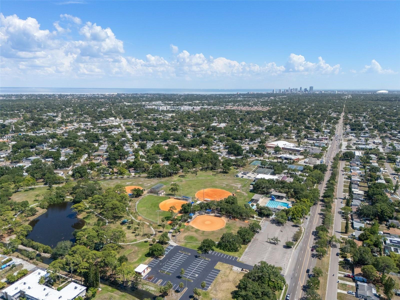 6737 LAUREL ST N, ST PETERSBURG, FL, 33702