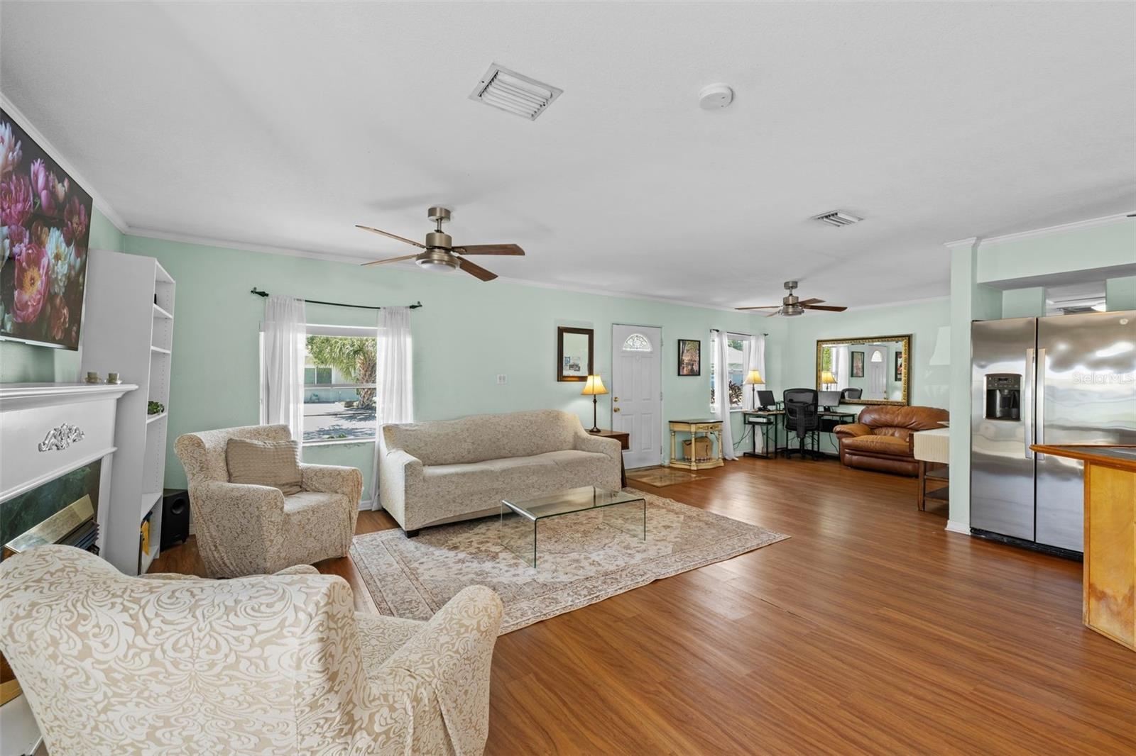 6737 LAUREL ST N, ST PETERSBURG, FL, 33702