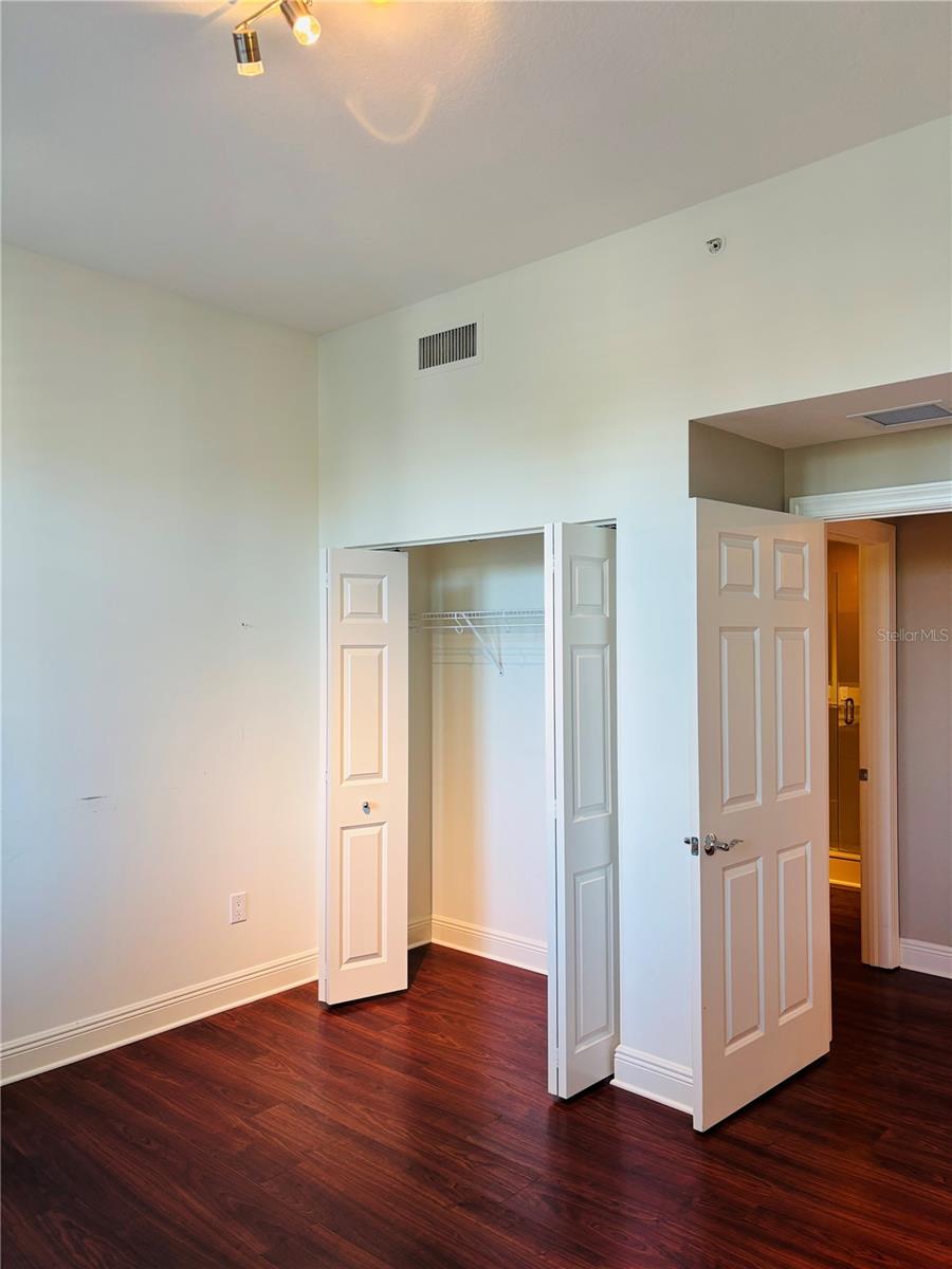 800 N TAMIAMI TRL #211, SARASOTA, FL, 34236