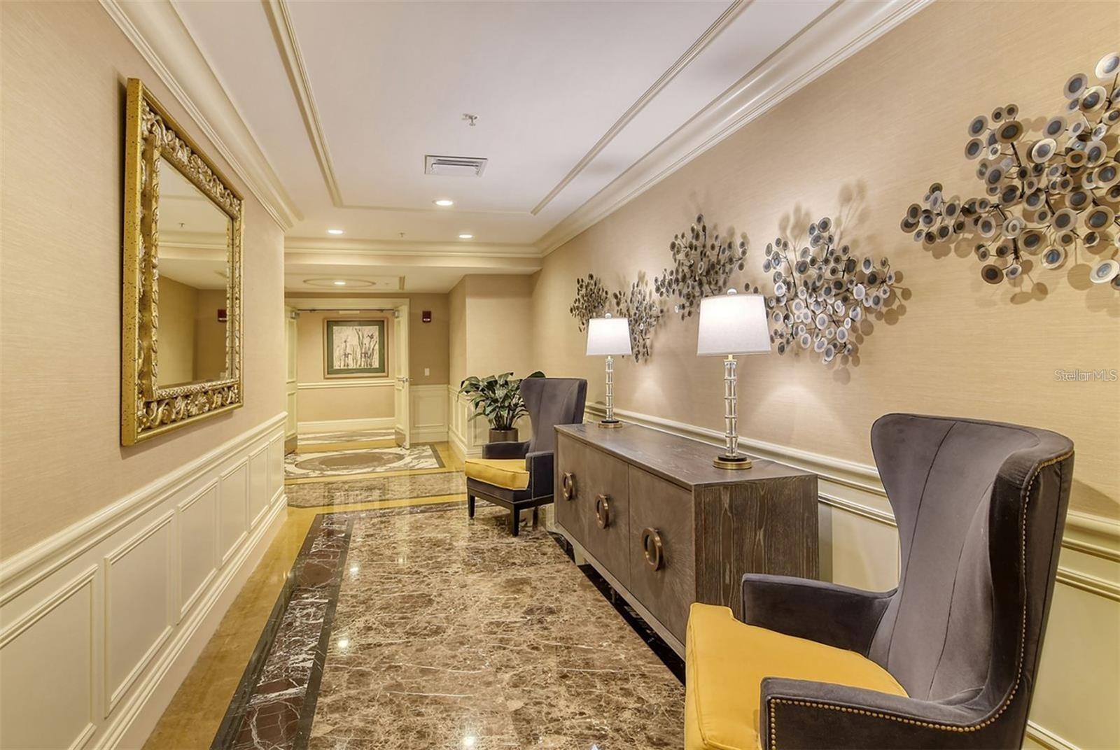 800 N TAMIAMI TRL #211, SARASOTA, FL, 34236
