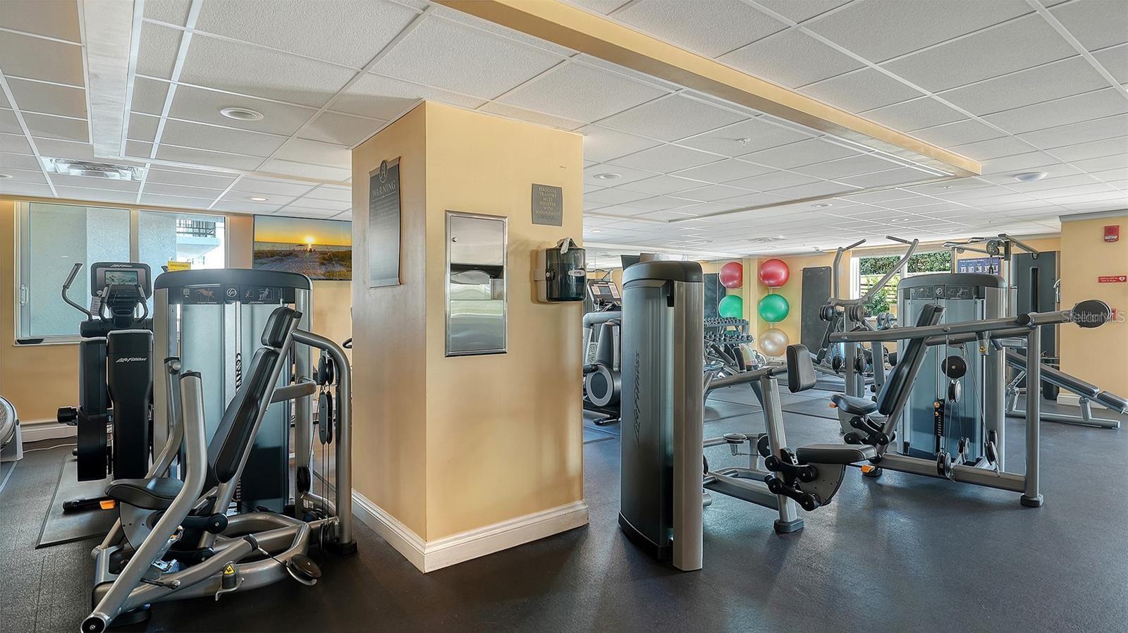 800 N TAMIAMI TRL #211, SARASOTA, FL, 34236