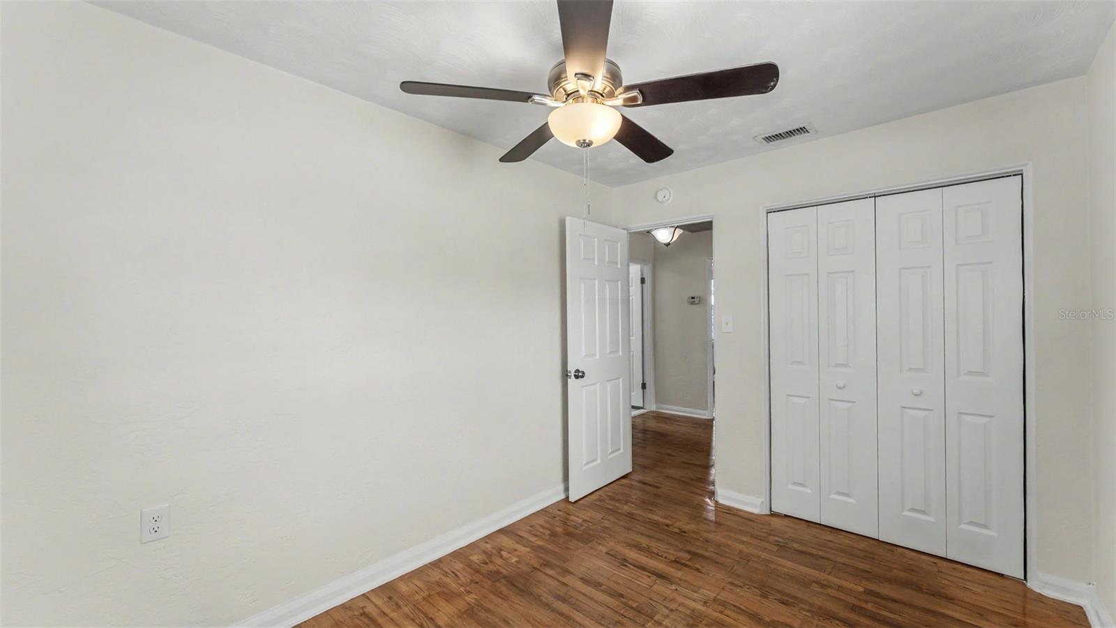1050 PINE AVE, LAKE WALES, FL, 33853