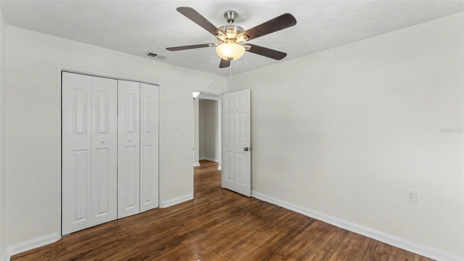 1050 PINE AVE, LAKE WALES, FL, 33853