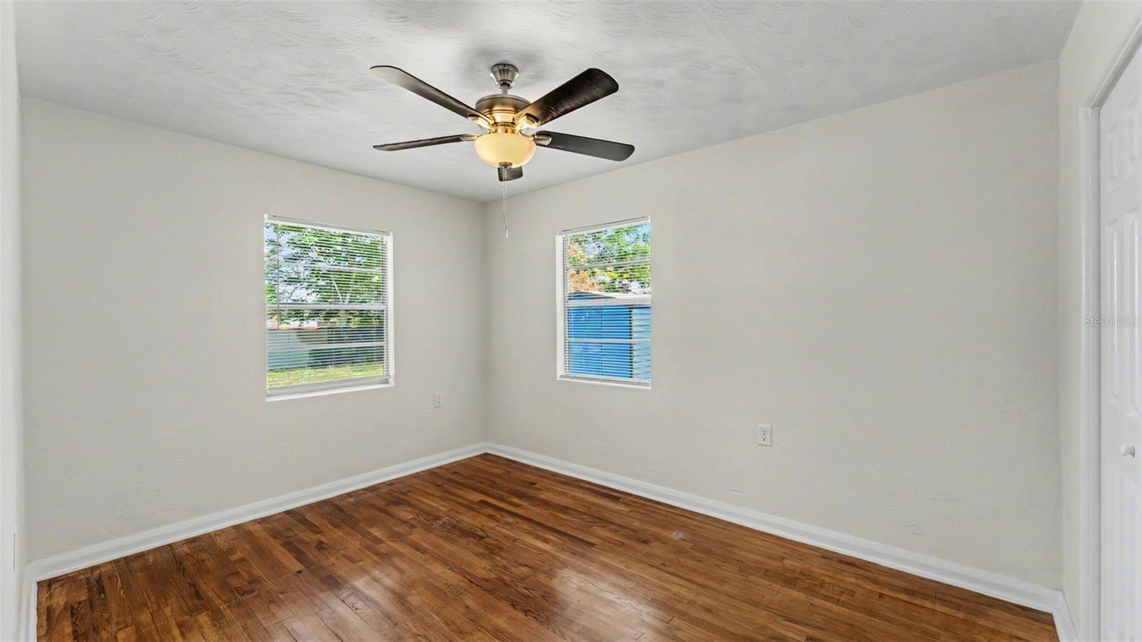 1050 PINE AVE, LAKE WALES, FL, 33853