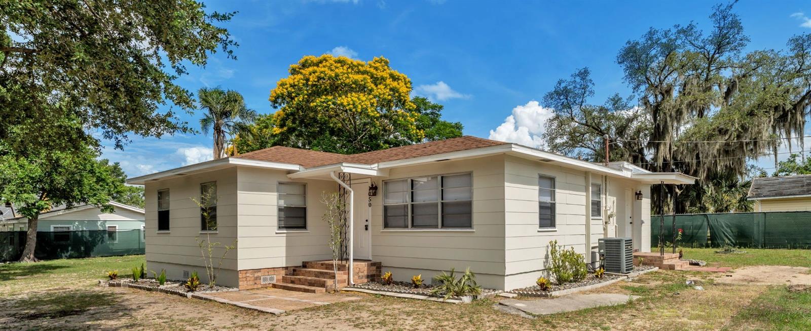 1050 PINE AVE, LAKE WALES, FL, 33853
