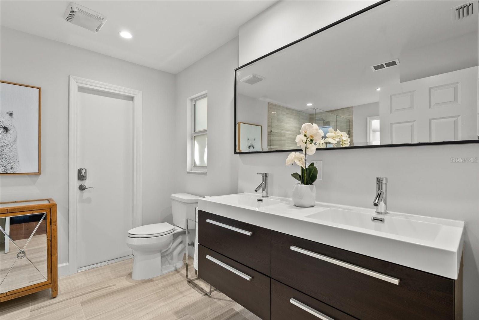 813 IDLEWILD WAY, SARASOTA, FL, 34242