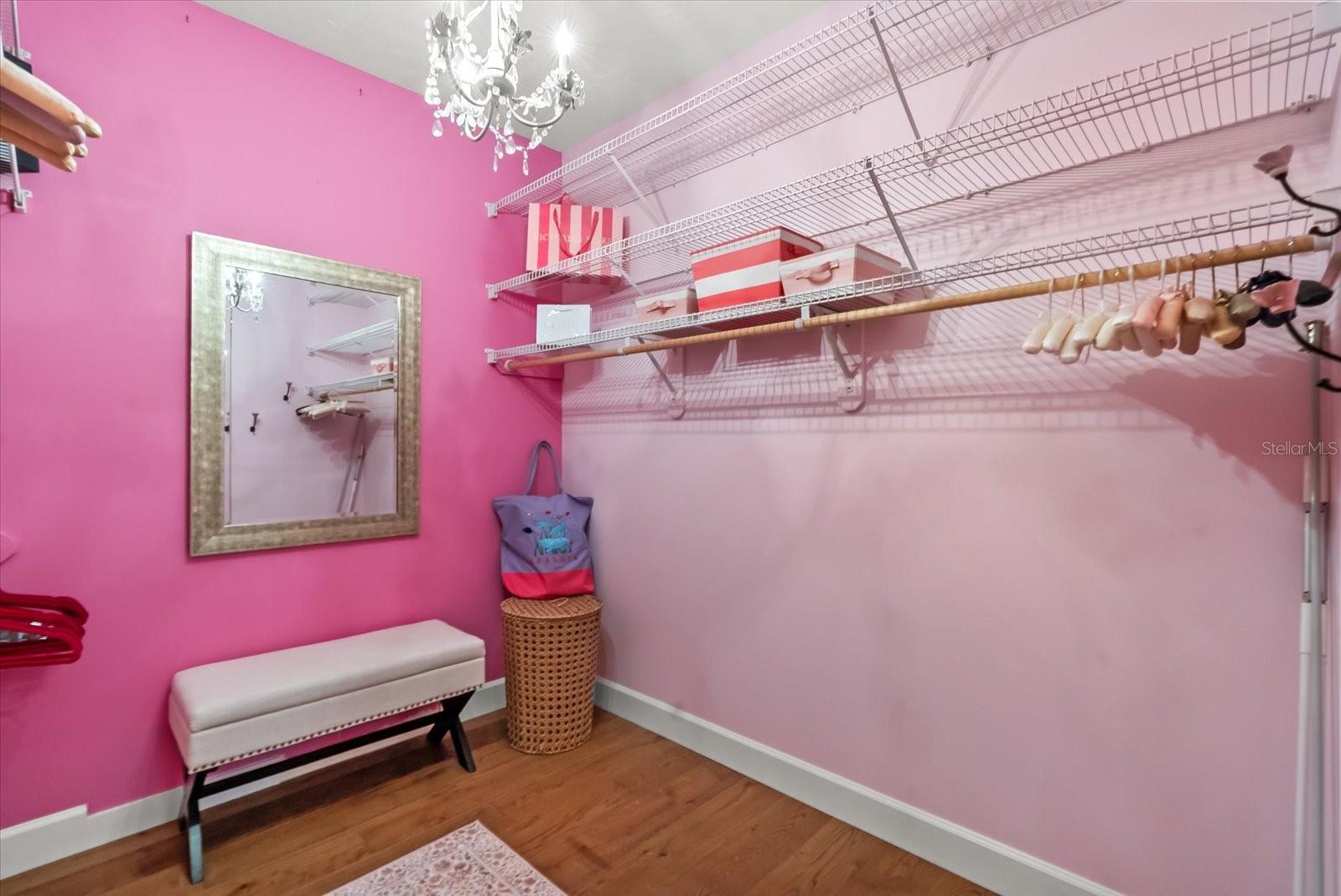 813 IDLEWILD WAY, SARASOTA, FL, 34242