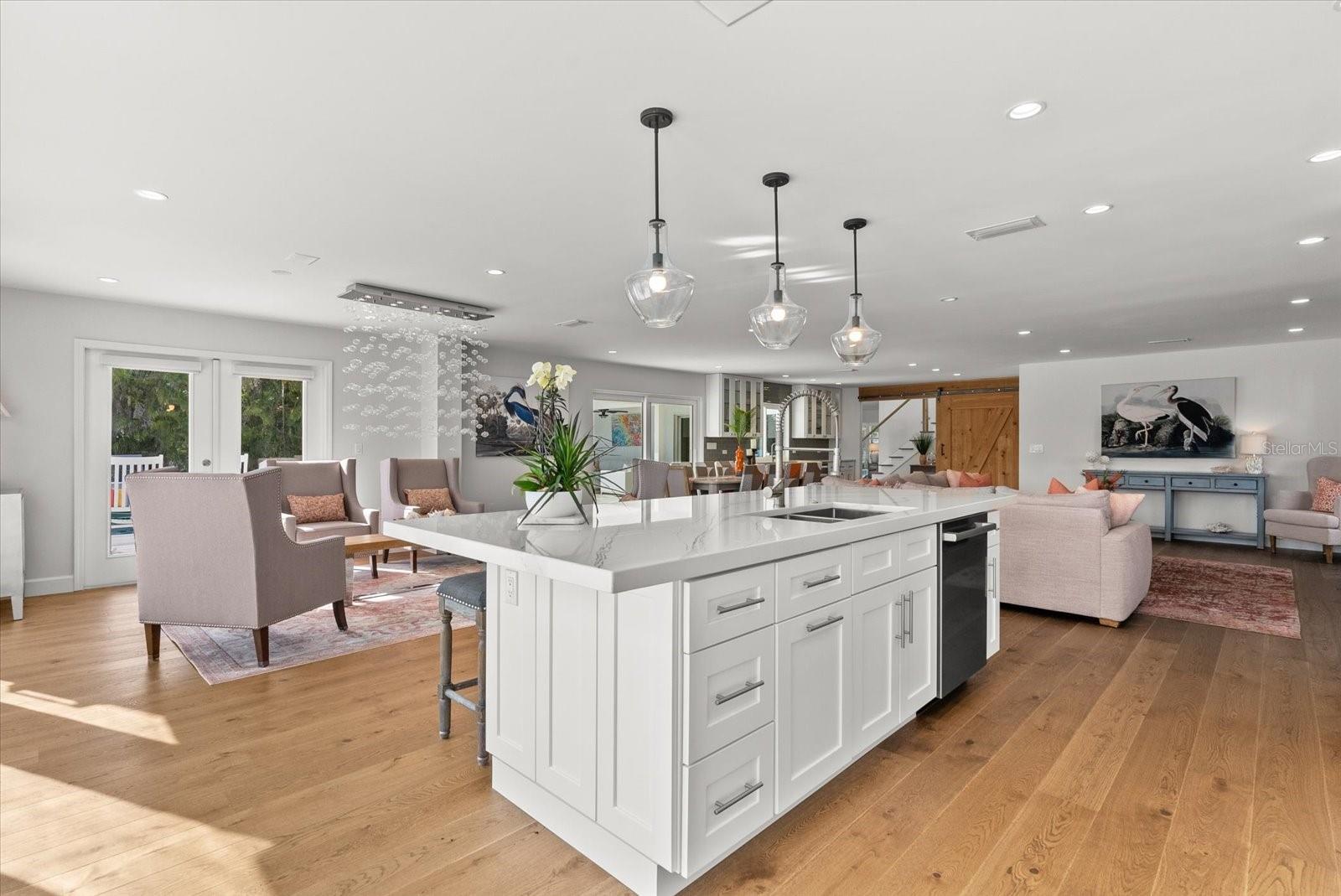 813 IDLEWILD WAY, SARASOTA, FL, 34242