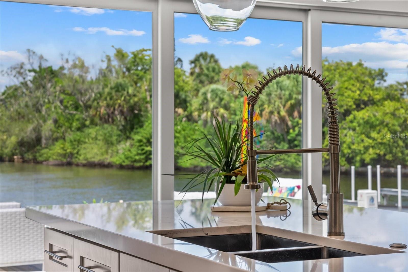 813 IDLEWILD WAY, SARASOTA, FL, 34242