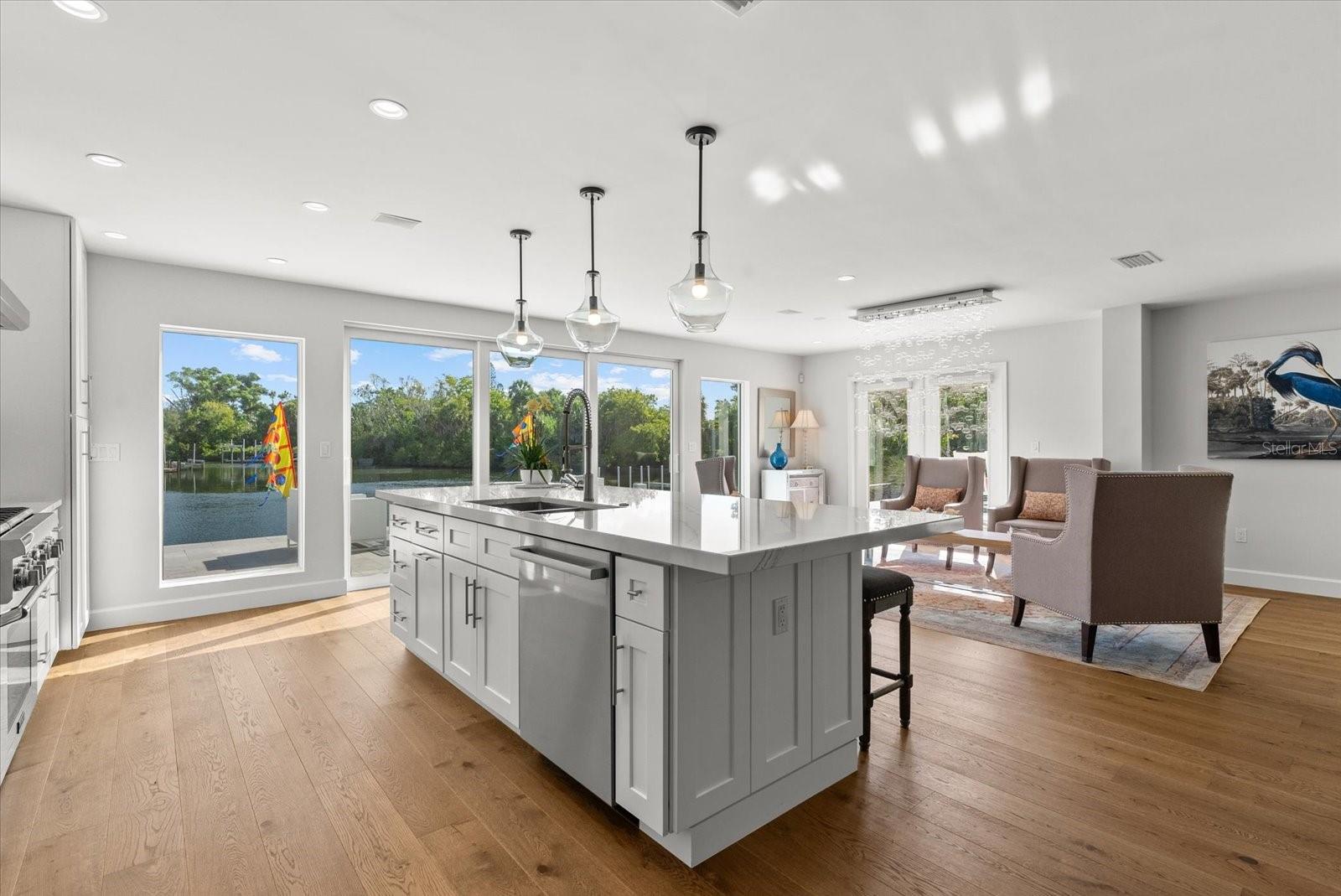 813 IDLEWILD WAY, SARASOTA, FL, 34242