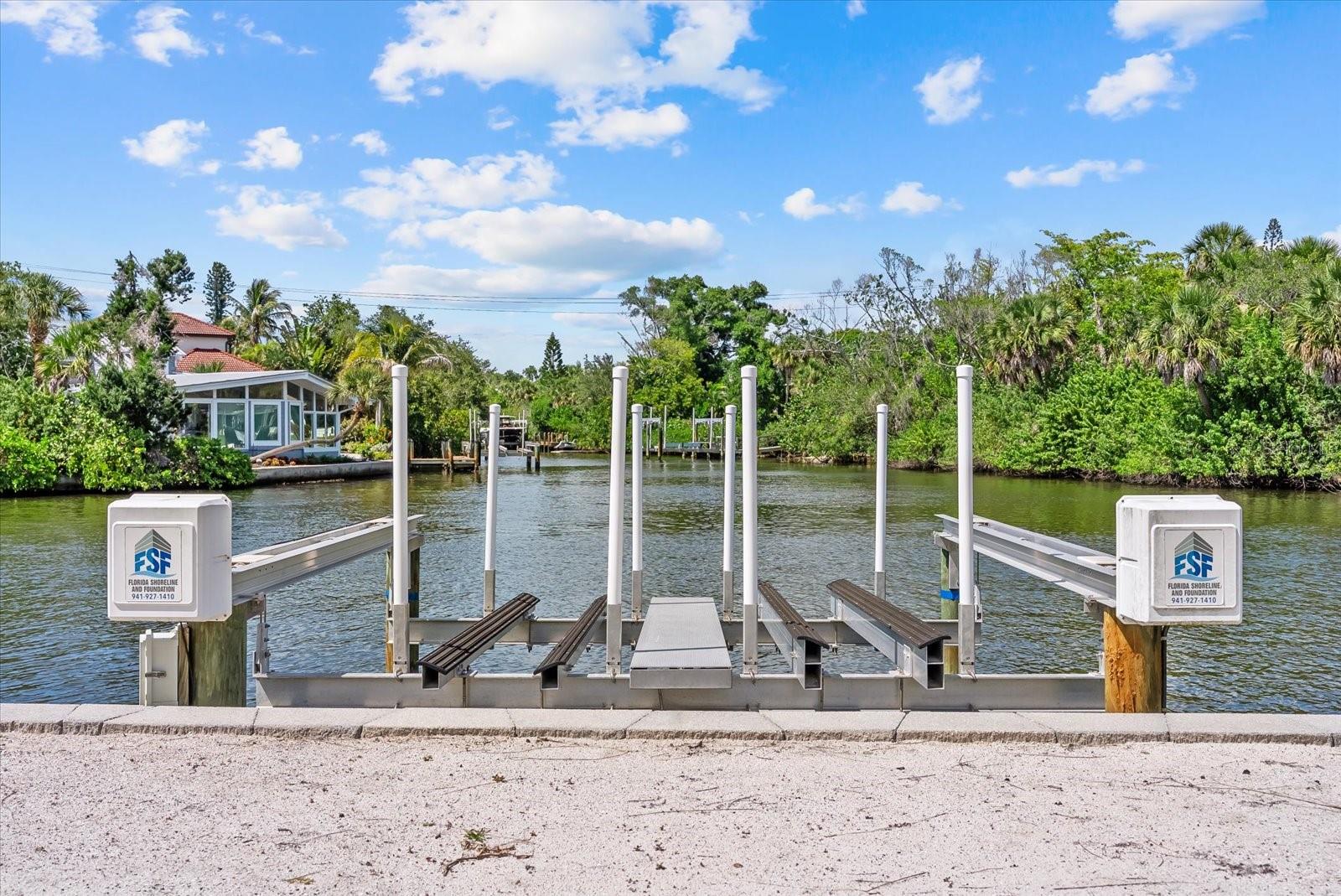 813 IDLEWILD WAY, SARASOTA, FL, 34242