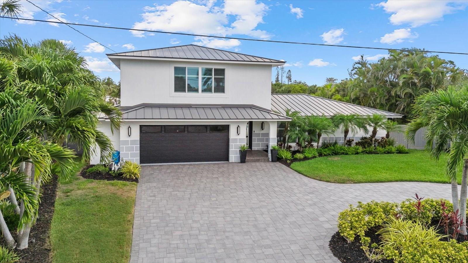 813 IDLEWILD WAY, SARASOTA, FL, 34242
