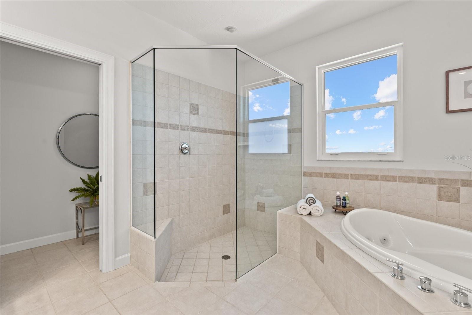 813 IDLEWILD WAY, SARASOTA, FL, 34242