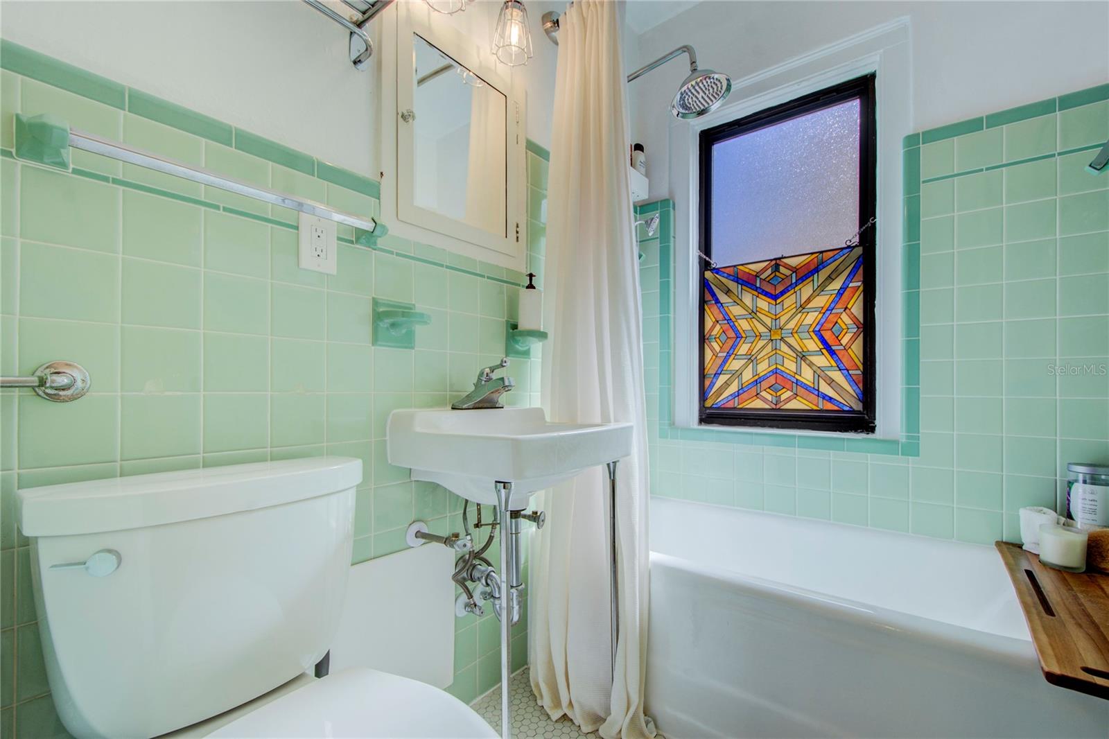 130 4TH AVE N #610, ST PETERSBURG, FL, 33701