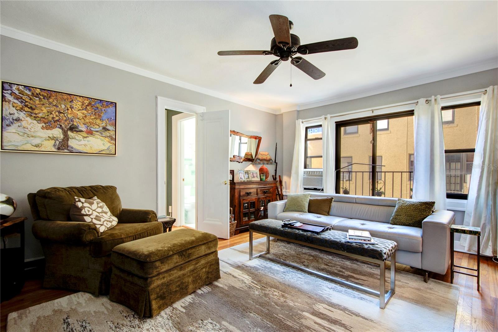 130 4TH AVE N #610, ST PETERSBURG, FL, 33701