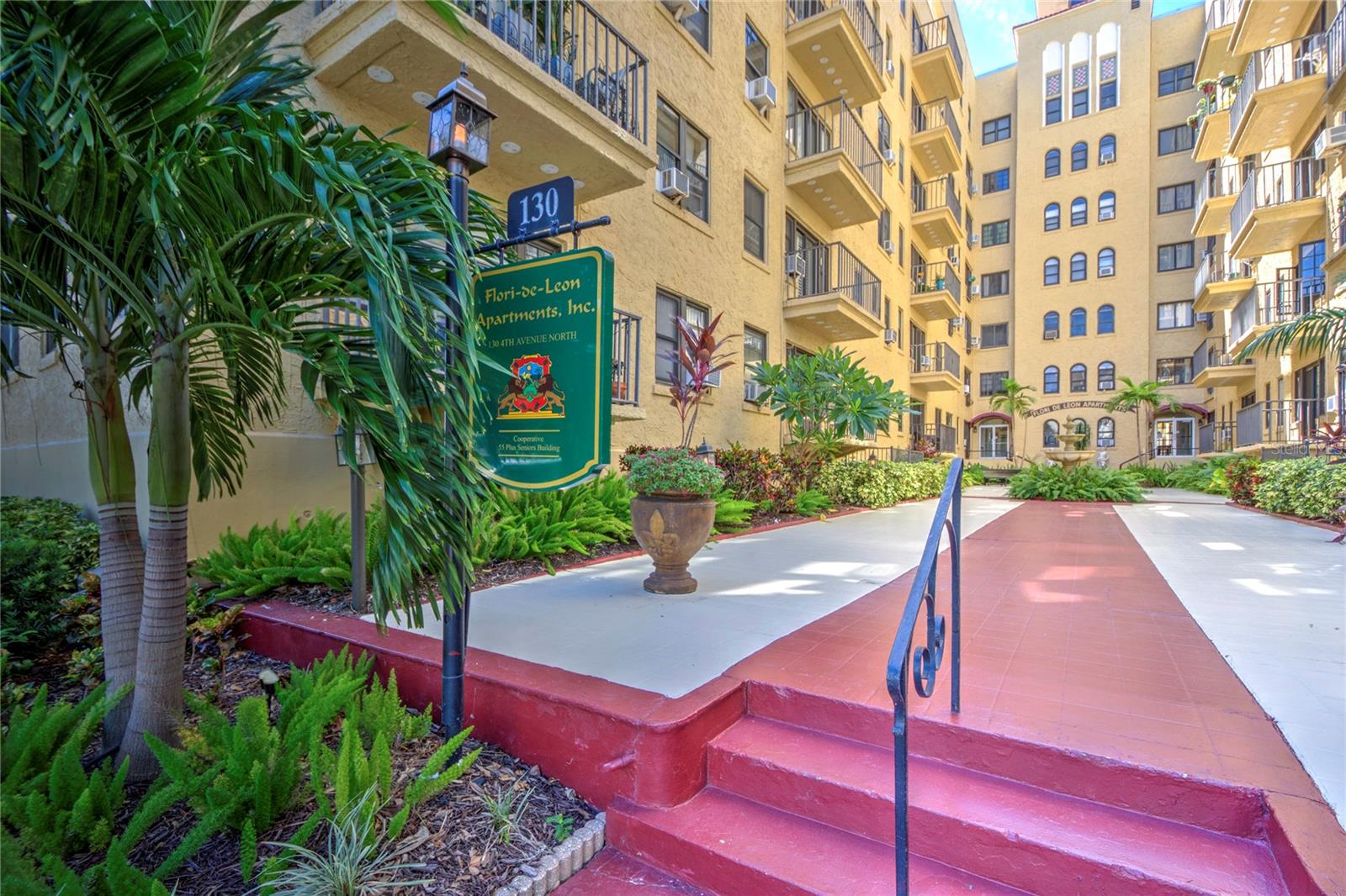 130 4TH AVE N #610, ST PETERSBURG, FL, 33701