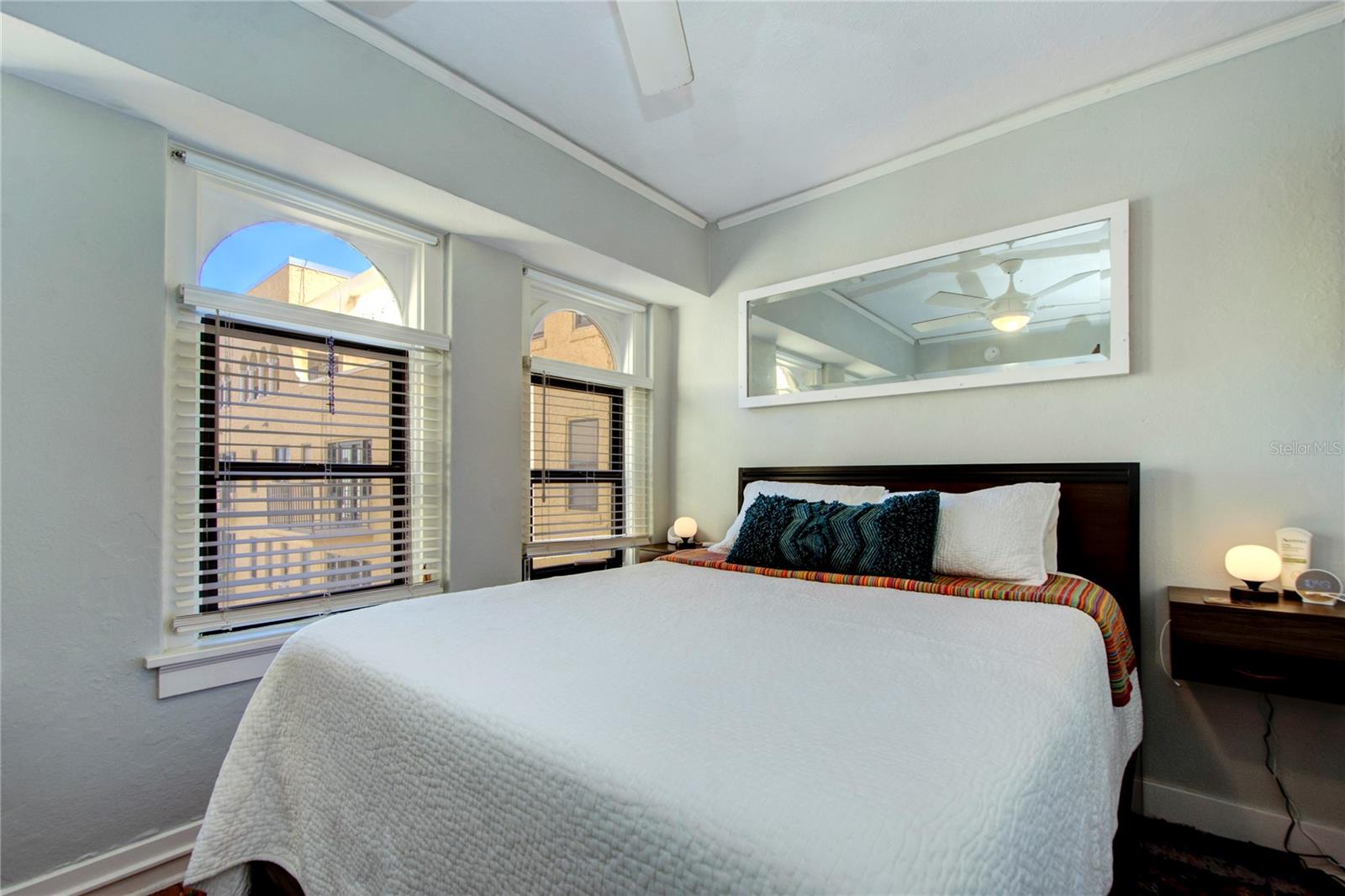 130 4TH AVE N #610, ST PETERSBURG, FL, 33701