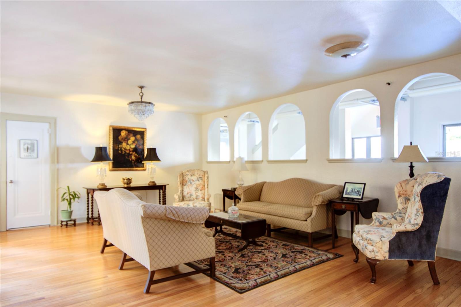 130 4TH AVE N #610, ST PETERSBURG, FL, 33701
