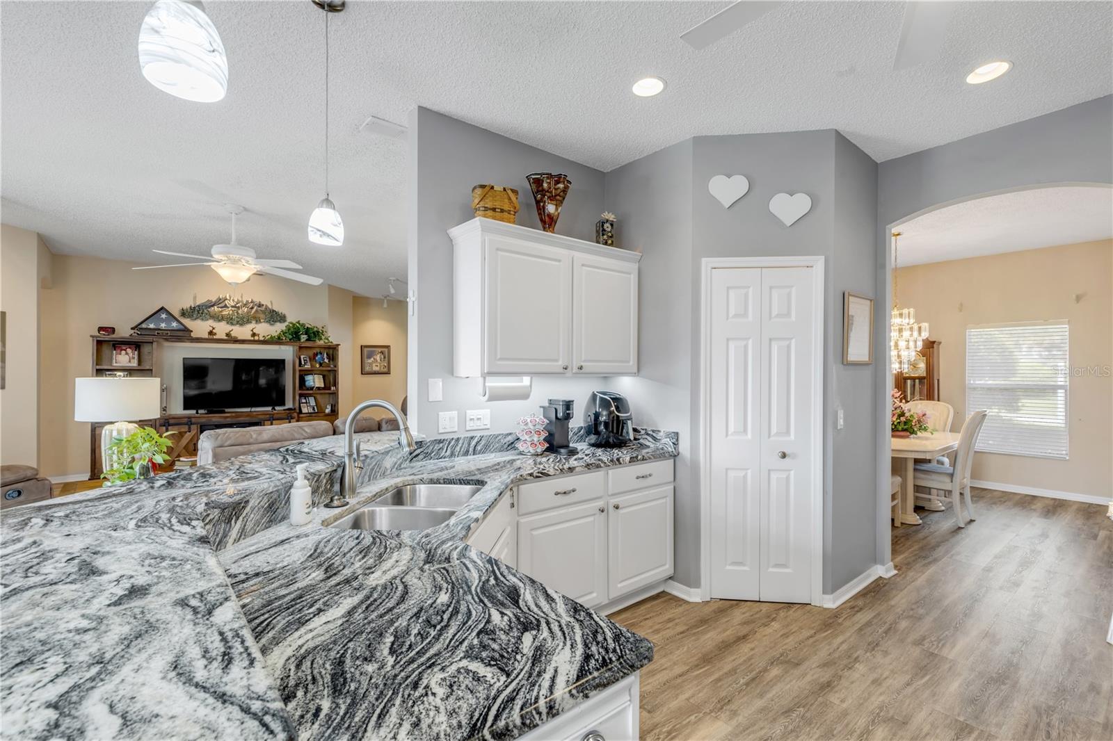 349 MARINERS GATE DR, EDGEWATER, FL, 32141