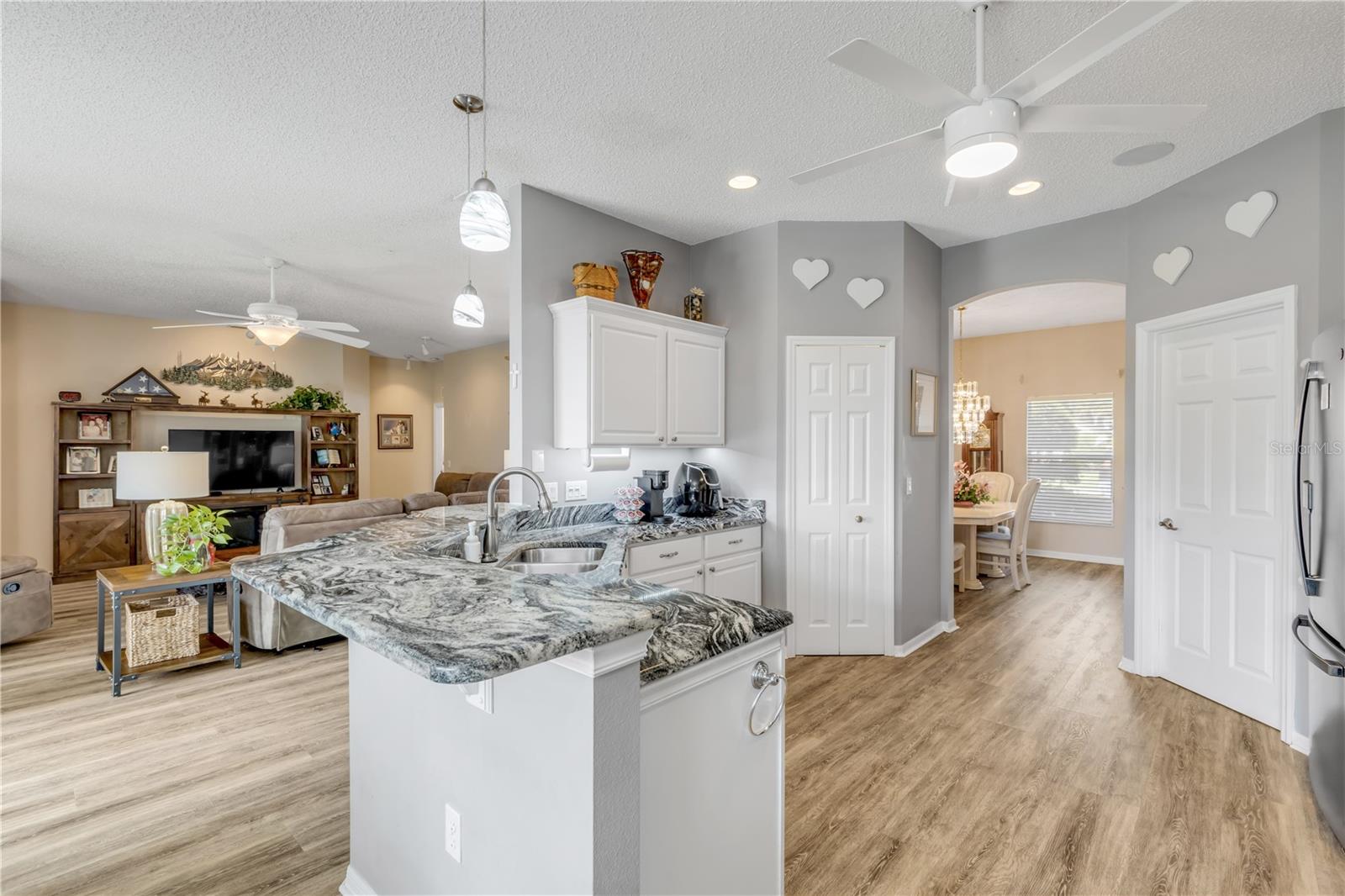 349 MARINERS GATE DR, EDGEWATER, FL, 32141