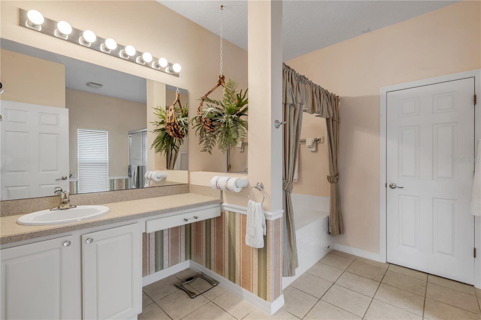 349 MARINERS GATE DR, EDGEWATER, FL, 32141