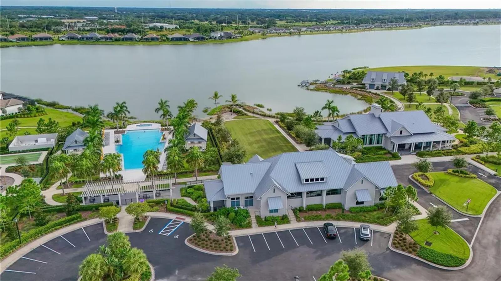 8294 GRANDE SHORES DR, SARASOTA, FL, 34240