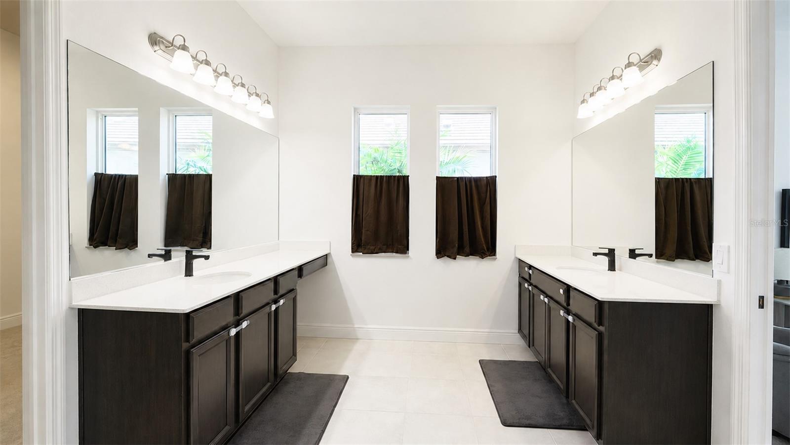 8294 GRANDE SHORES DR, SARASOTA, FL, 34240