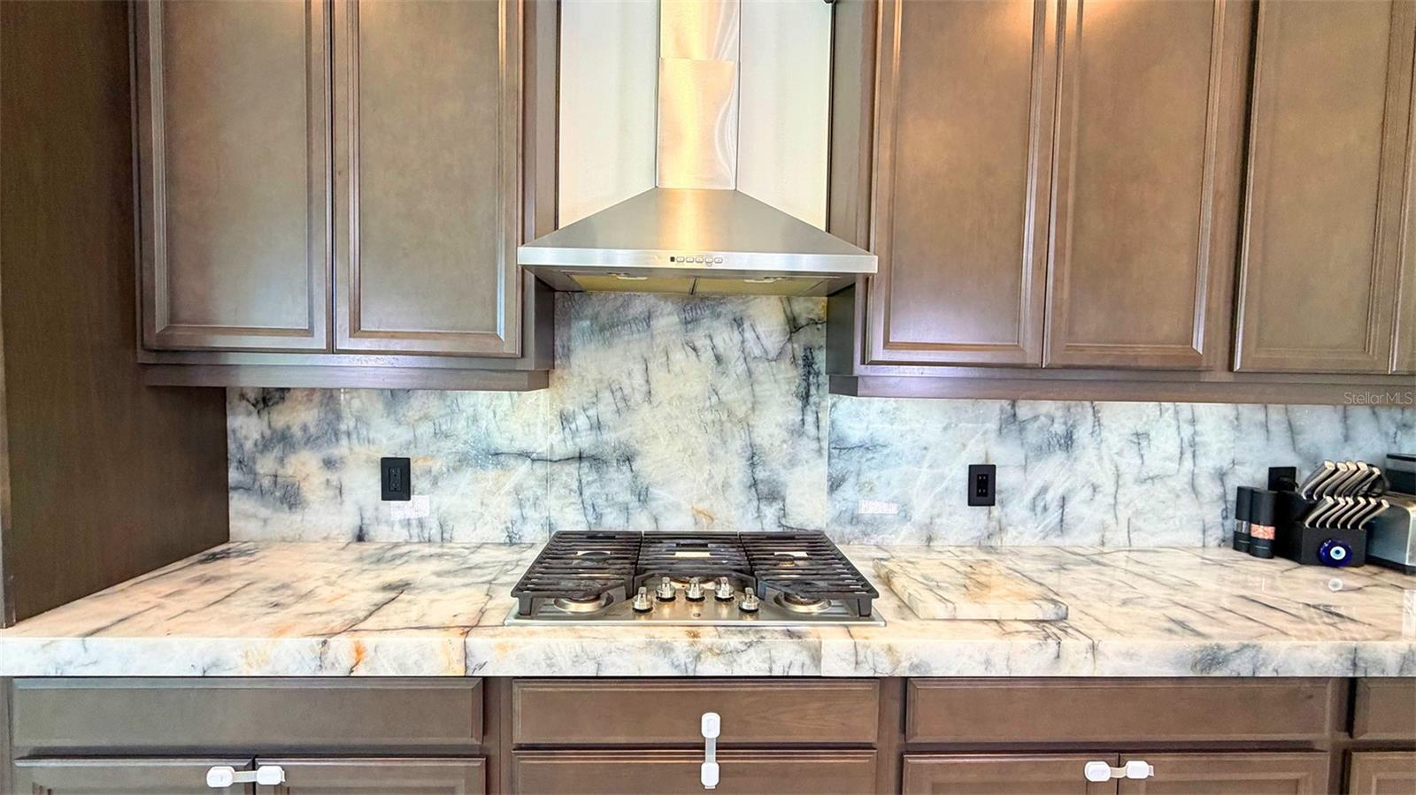 8294 GRANDE SHORES DR, SARASOTA, FL, 34240