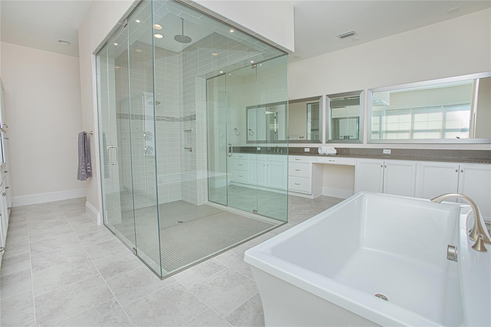 10846 MOBBERLEY CIR, ORLANDO, FL, 32832