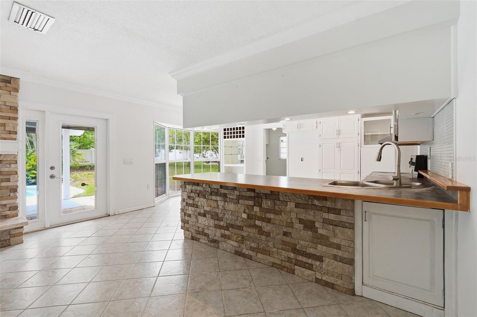 1303 WALLWOOD DR, BRANDON, FL, 33510