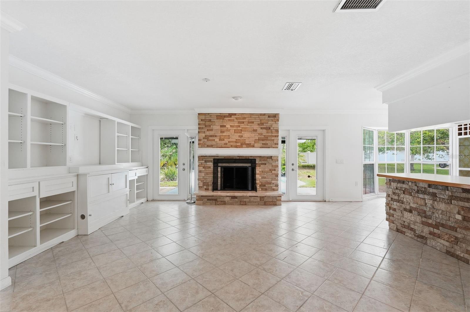 1303 WALLWOOD DR, BRANDON, FL, 33510