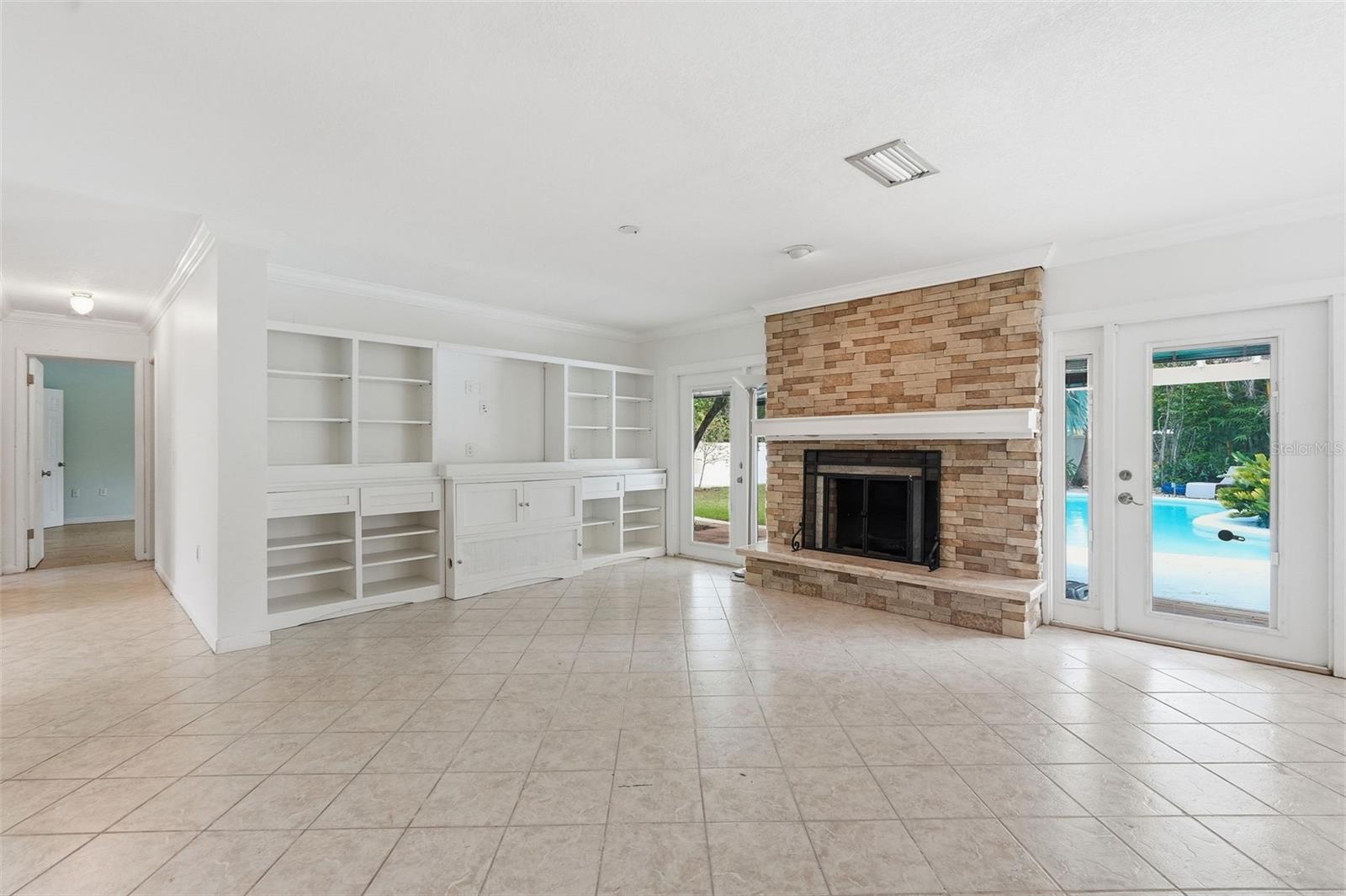 1303 WALLWOOD DR, BRANDON, FL, 33510