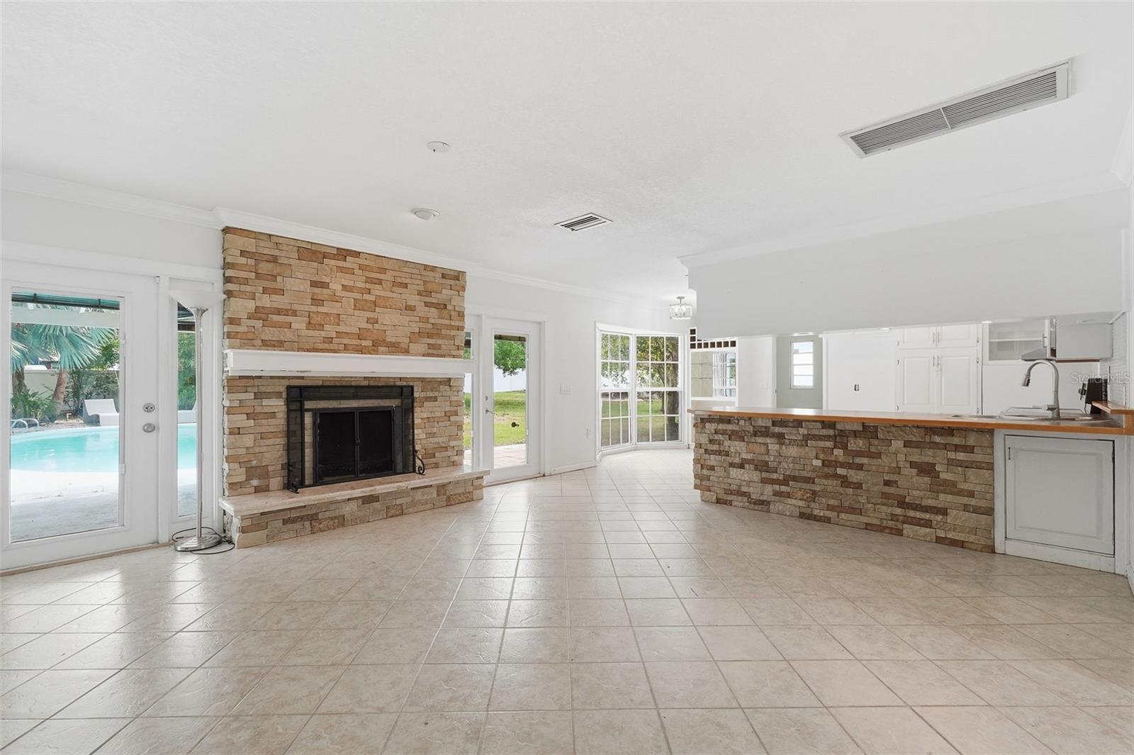 1303 WALLWOOD DR, BRANDON, FL, 33510