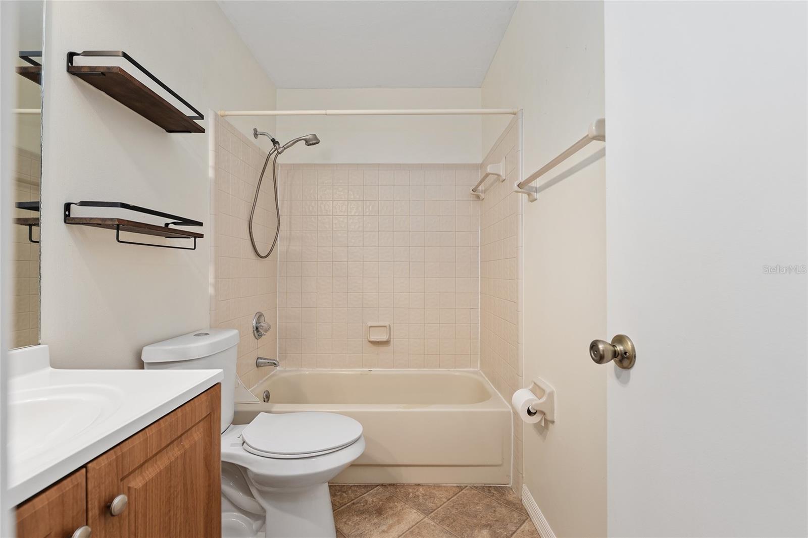 900 SW 62ND BLVD #L76, GAINESVILLE, FL, 32607
