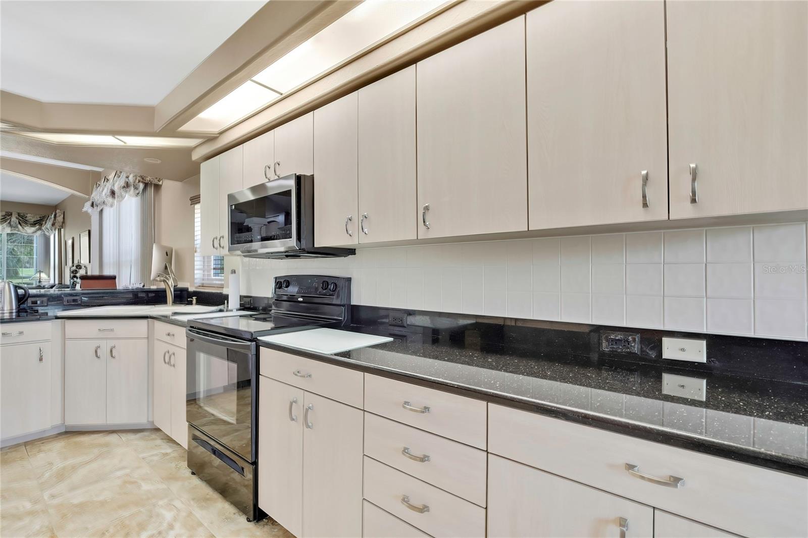 8480 MAYBELLE DR, WEEKI WACHEE, FL, 34613
