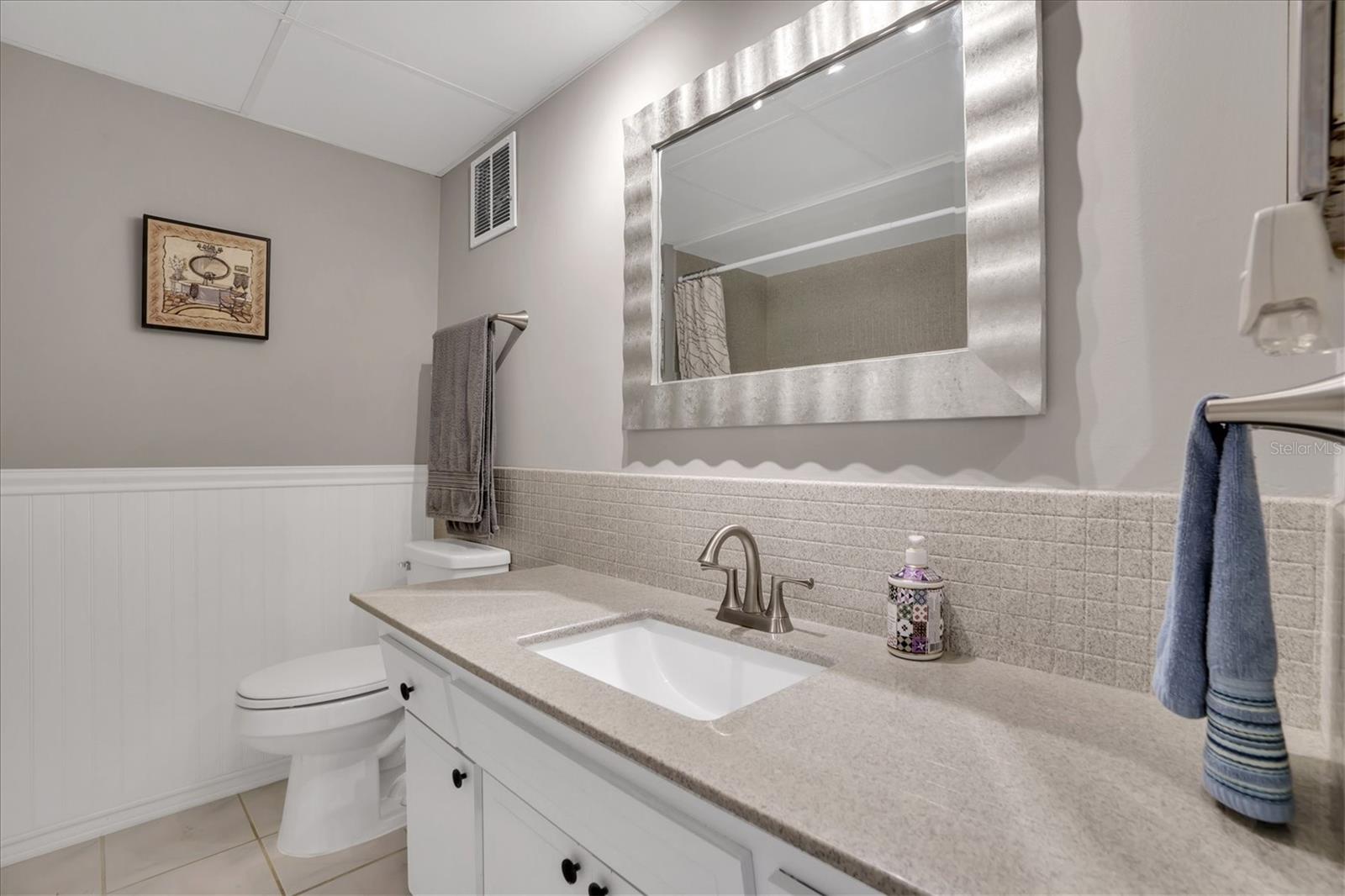 19029 US HIGHWAY 19 N #7-8, CLEARWATER, FL, 33764
